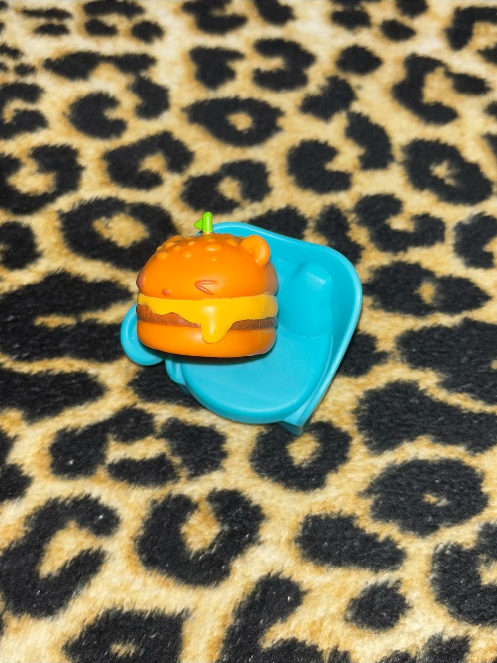 num noms melty burger